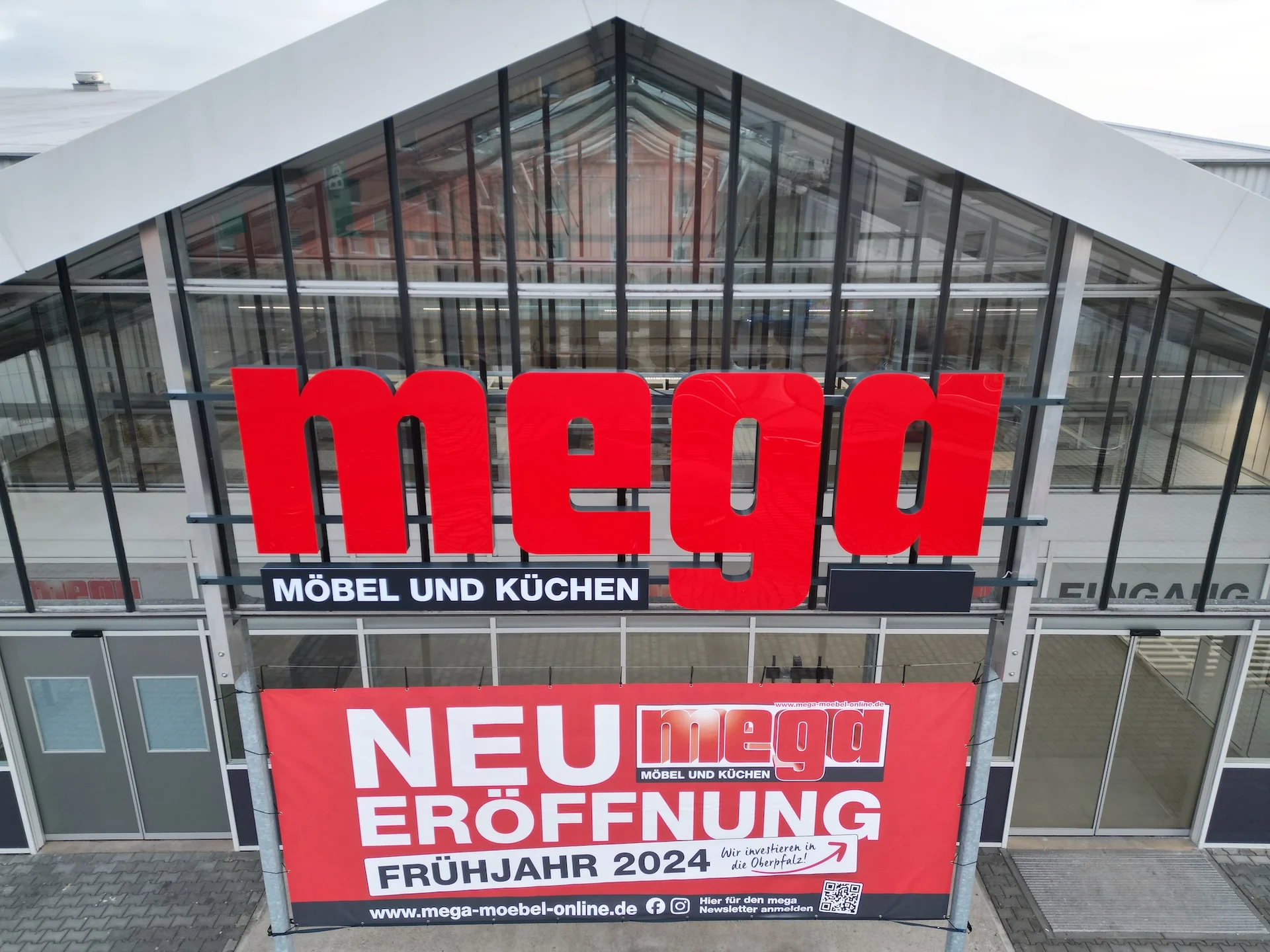 Mega Möbel – Referenz